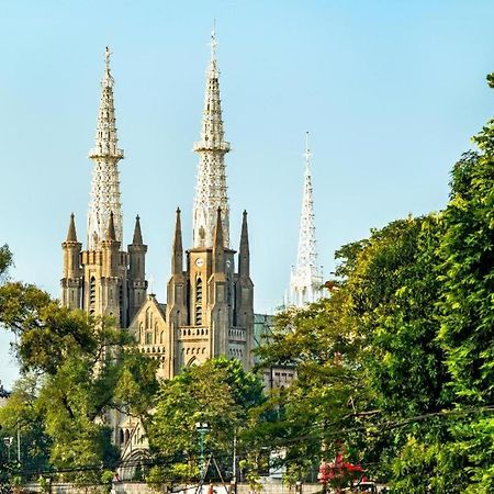Hotel Super Oyo 91074 Stariez Senen Syariah Dżakarta Zewnętrze zdjęcie