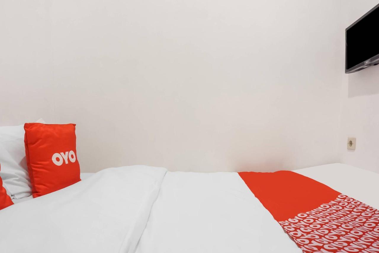 Hotel Super Oyo 91074 Stariez Senen Syariah Dżakarta Zewnętrze zdjęcie